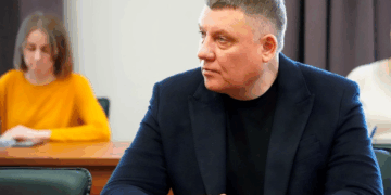 Посадовця департаменту Полтавської ОВА затримали на хабарі