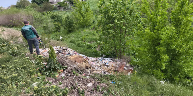 У Дніпровському районі Запоріжжя виявили купу сміття – прибрати мають до 26 червня | Новости Запорожья