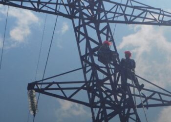 У Львові вибухнув електричний кабель: частина міста без світла