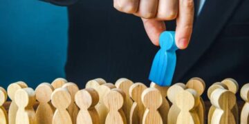 У травні на ринку праці зростали і попит, і пропозиція, але дефіцит кадрів зберігається – Экономика