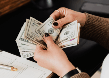 Уперше в історії: прибутки від реклами в соцмережах перевищили доходи традиційних медіа – Экономика