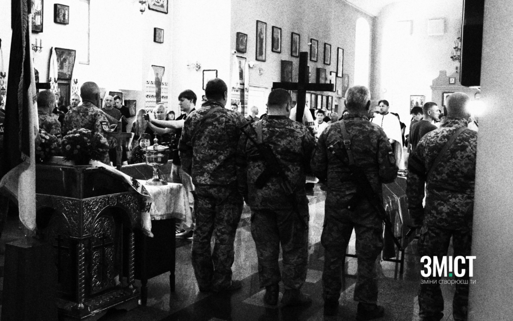 3 червня загиблі бійці повернулися додому назавжди. Євген Аверкеєв, Роман Урбан, Костянтин Васильченко та Юрій Никонов полягли на фронті.