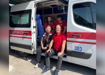 Запорізькі лікарі врятували чоловіка з гострим інфарктом — його серце зупинилося у квартирі | Новости Запорожья