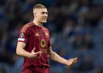 Довбик рискует вернуться в Ла Лигу. На его место «Рома» подписала Фергюсона