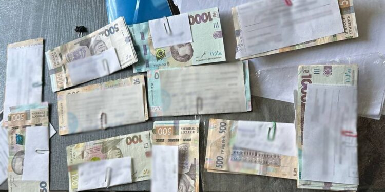 Хабар посадовцю Полтави: судитимуть затриманого – ПОЛТАВА СЬОГОДНІ