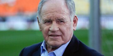 Легендарный Сабо прокомментировал игру «Динамо» против «Хамруна» в отборе Лиги чемпионов