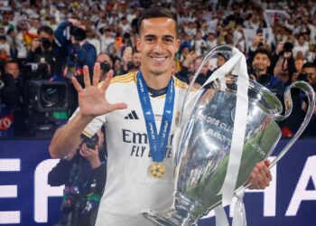 Лукас Васкес официально покинул мадридский «Реал»