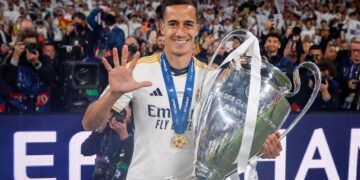 Лукас Васкес официально покинул мадридский «Реал»