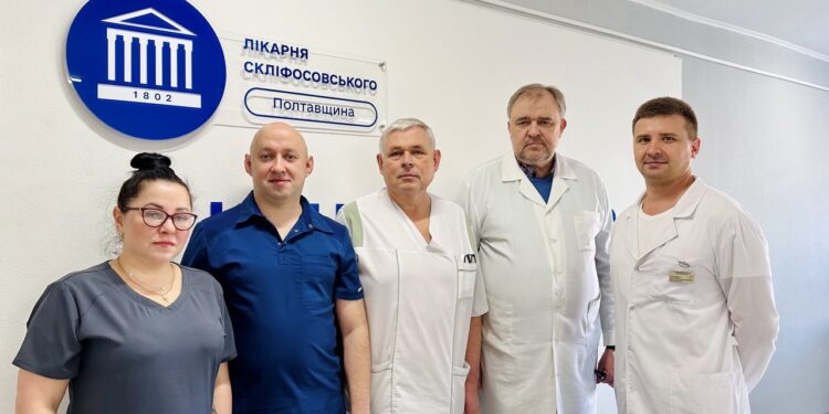 Могла втратити ногу. Полтавські лікарі врятували пацієнтку з гнійною раною після укусу комахи