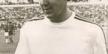 На 72-му році життя помер Юрій Дубровний – легенда «Карпат»