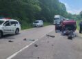 На Львівщині в ДТП потрапили Nissan і Honda: госпіталізували 3 людей