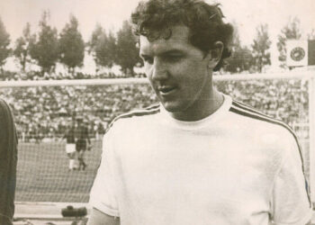 Не стало легендарного игрока «Карпат» Юрия Дубровного