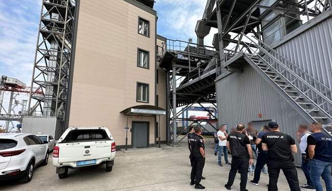 Підприємці вкрали 20 мільйонів доларів за перевалку зерна через порт Одеси :: Інтент :: Суспільно-політичне видання:: Регіональна мережа якісної журналістики