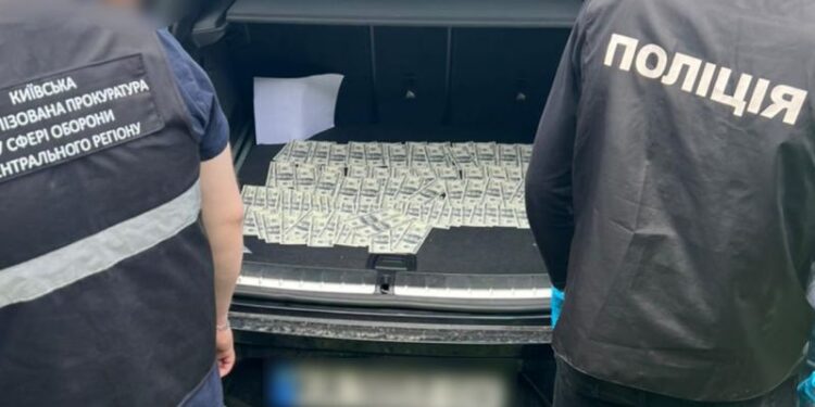 Поліцейські викрили корупційні схеми у девʼяти регіонах України — Новости Черкасс