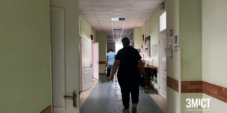 Поранені в Інституті зв’язку продовжують лікування