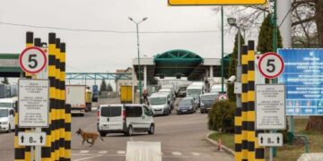 Прикордонники попередили про обмеження руху на одному з пунктів пропуску на Львівщині