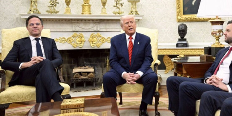 “Росія прислала на переговори «історика», тоді як Україна сформувала представницьку делегацію”, — генсек НАТО Марк Рютте Дональду Трампу