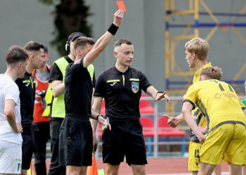 «Рух» та «Шахтар» заробили найбільшу кількість вилучень в минулому сезоні в Чемпіонаті U-19