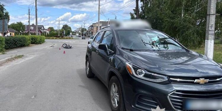 Шепетівчанка автомобілем збила жінку на електровелосипеді —Хмельнитчина