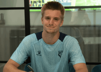 Сын Андрея Шевченко Кристиан подписал профессиональный контракт с клубом из Англии