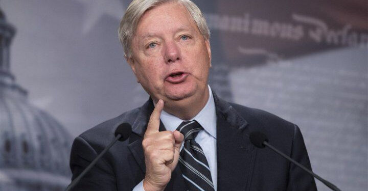 «Трамп «надере зад» путіну»,  — американський сенатор Ліндсі Грем