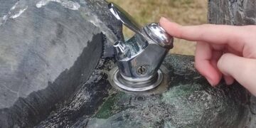 У Славуті все частіше пошкоджують питні фонтанчики —Хмельнитчина