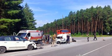 У Славуті зіткнулися два автомобілі: є травмовані —Хмельнитчина