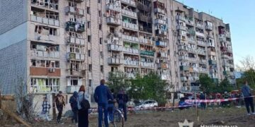 У Смілі почнуть замірювати пошкоджені вікна після обстрілів