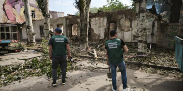 У Запоріжжі після дронової атаки зафіксували понад 1750 м² забруднених уламками ділянок – екоінспекція готує документи для поліції | Новости Запорожья