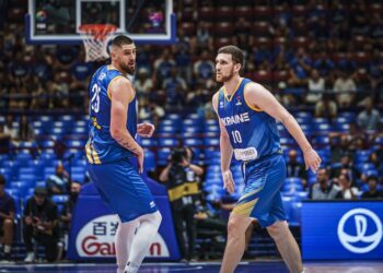 Українські гравці НБА готові зіграти за національну збірну у пре-кваліфікації чемпіонату світу – Федерація баскетболу України