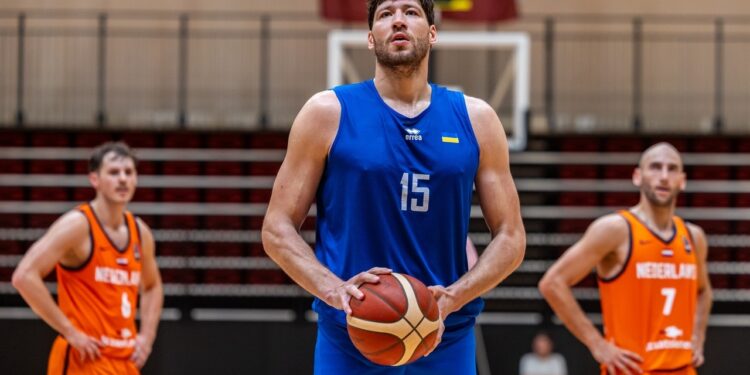 В’ячеслав Кравцов: Мої рекорди в збірній — це орієнтир для нового покоління – Федерація баскетболу України