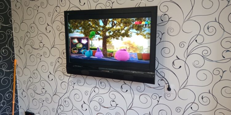 Телевізор 24 дюйми – поради з вибору на маркетплейсі АЛЛО