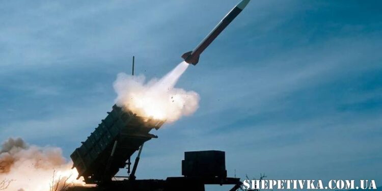 2 ворожі ракети та 7 БпЛА знищили сили ППО вночі над Хмельниччиною —Хмельнитчина