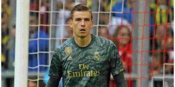 Андрей Лунин остается в «Реале» в статусе дублера