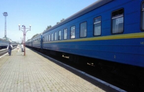 Через ворожий обстріл поїзди, які курсують Черкащиною, змінили графік та маршрут