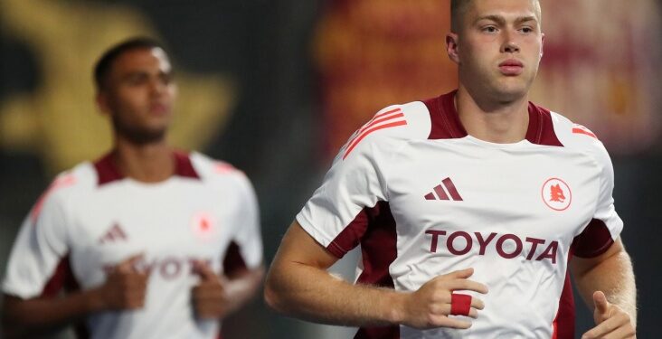 Дальше сотрудничать нет смысла! «Рома» определилась с суммой для трансфера Артема Довбика