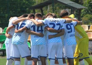 Друга ліга. Пенуел – Чайка 0:1. Гості перемагають у меншості