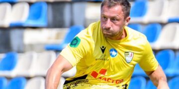 Друга ліга. Ужгород перемагає в дербі, дебютна поразка Ребела