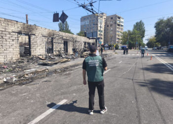 Екологи обстежили територію у Запоріжжі після ракетної атаки ворога 18 серпня – Державна екологічна інспекції Південного округу | Новости Запорожья