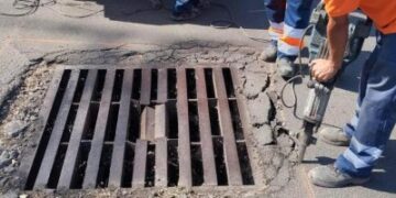 «ЕЛУ Автодоріг» вирівнюють решітки зливової системи по місту » Миколаївський Оглядач