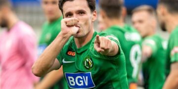 Избежали большого позора. «Полесье» взяло реванш у «Санта-Коломы» и пробилось в следующий раунд квалификации ЛК