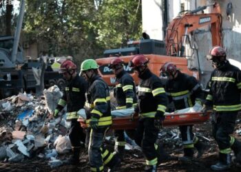 Кількість жертв російського удару по Києву знову зросла – до 27