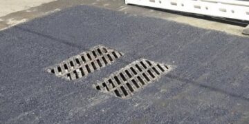 КП “ЕЛУ автодоріг” приводить до ладу зливову систему Миколаєва » Миколаївський Оглядач