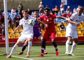 «Кривбас» витримав атаки «Металіста 1925» і виборов перемогу завдяки діям Мендоси