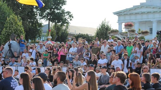 На центральній площі міста відбувся турнір з професійного боксу пам’яті Героя України — Новини Черкащіни