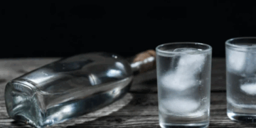 На Уманщині викрили підпільний продаж горілки “на розлив” та сигарет