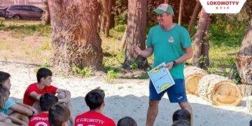 Некоректна та підла поведінка, – Локомотив звинувачує тренера академії, який переходить до Шахтаря