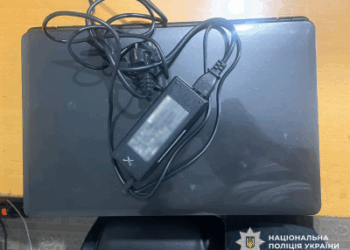 Проник у квартиру та викрав техніку – у Миколаєві поліцейські затримали місцевого мешканця за підозрою у вчинені крадіжки » Миколаївський Оглядач