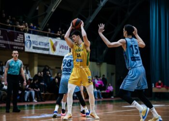 Роман Морозов продовжить виступати за Прикарпаття-Говерлу – Федерація баскетболу України