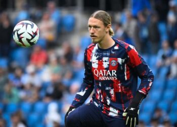 Сафонов устроил бунт на фоне перехода Забарного в «ПСЖ»